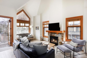 Chic Mountain Getaway In Snowmass Base Village